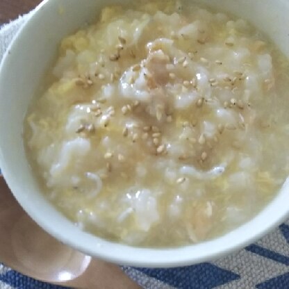 ご飯が大好きで最近太りぎみ(-_-;)卵と余り物でおかゆなら罪悪感なくお腹いっぱい食べられました！